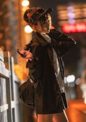 我保护我的妈妈和嫂子_HD韩国电影在线观看